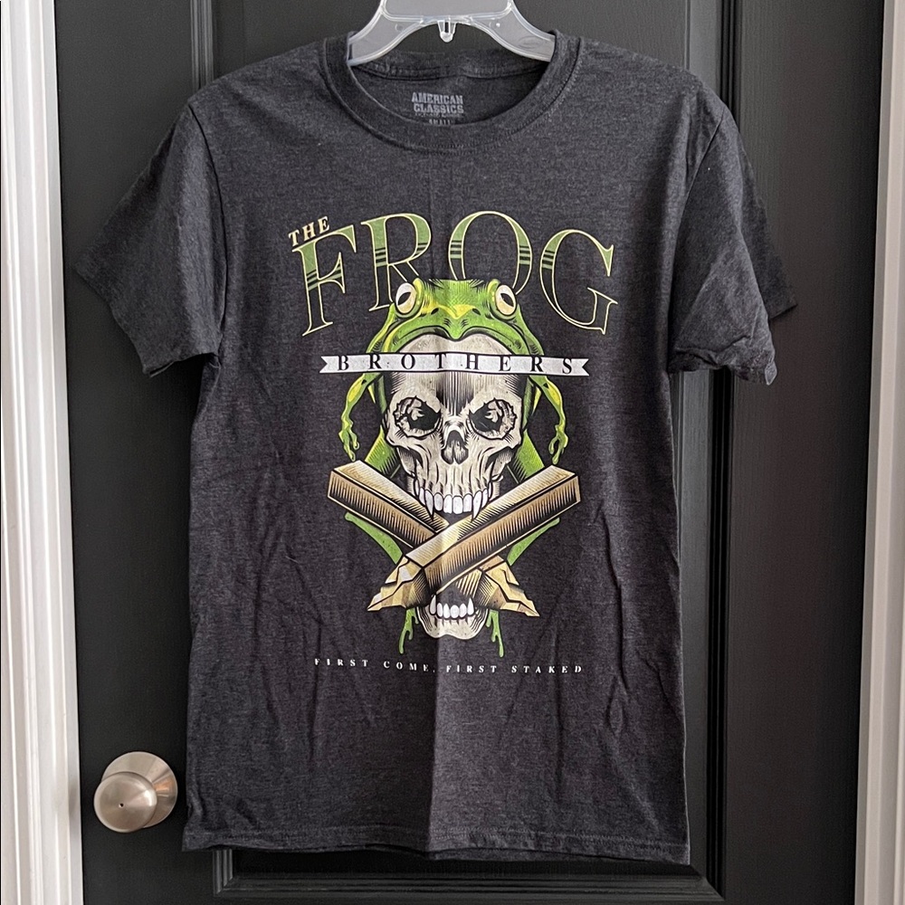 The Frog Brothers Graphic Tee - Gray
